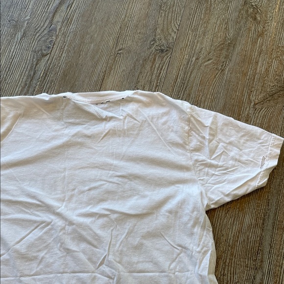 Lulu Simon Studio White distressed Graphic T-Shirt with 'UNSUBSCRIBE' Print L - Picture 10 of 12